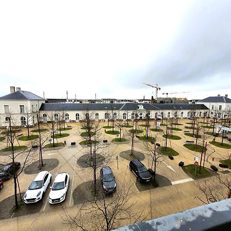 Hotel De La Gare - Restaurant Bistro Quai Ла-Рош-сюр-Іон Екстер'єр фото