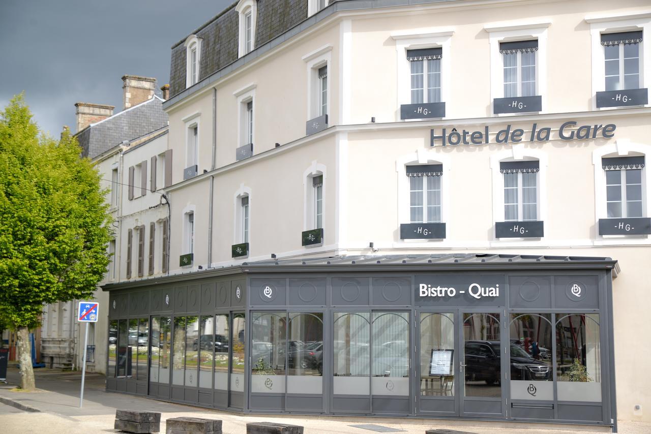 Hotel De La Gare - Restaurant Bistro Quai Ла-Рош-сюр-Іон Екстер'єр фото